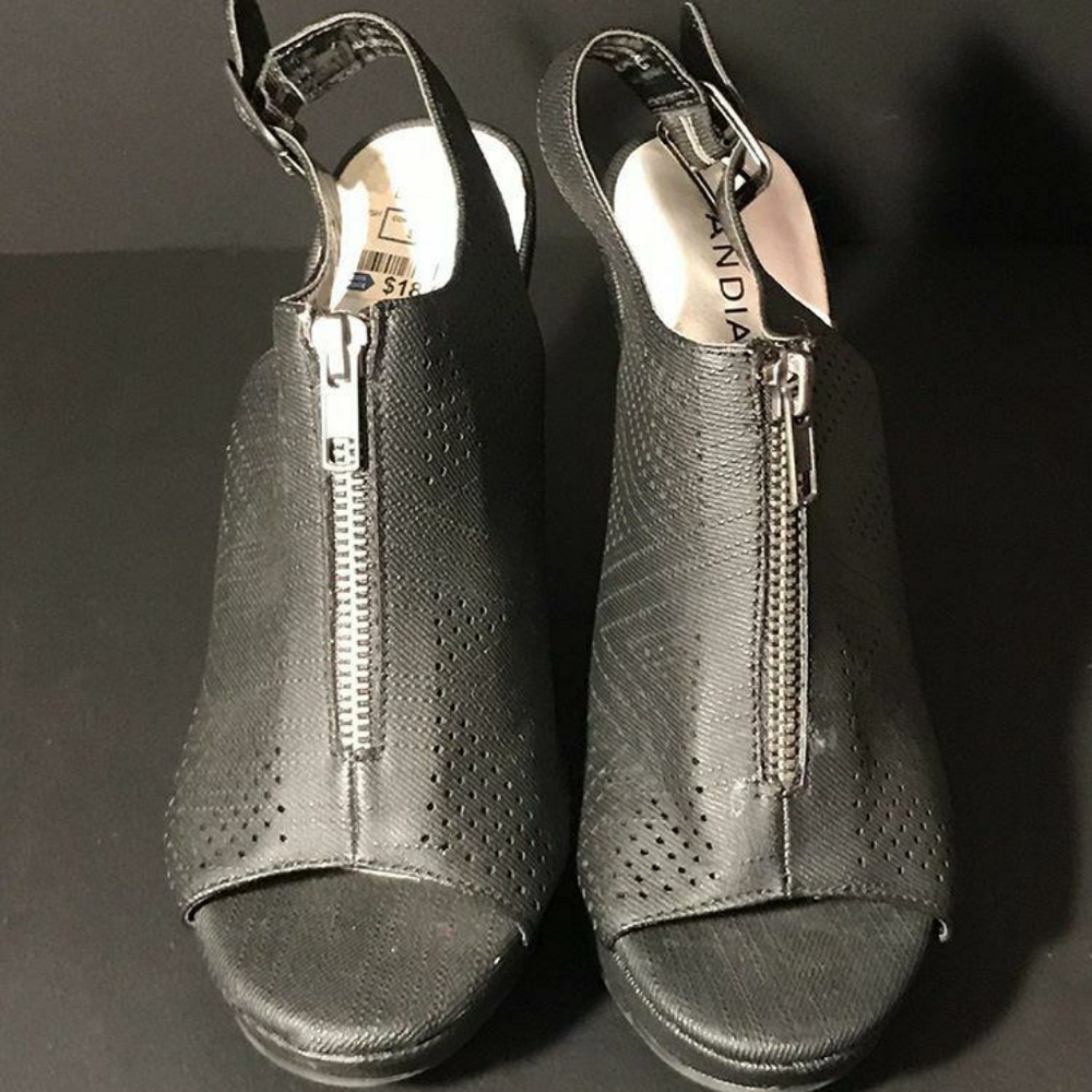 Black leather wedge